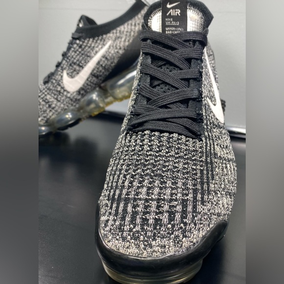 🖤🤍US 10-Nike VaporMax Flyknit 3 "Oreo" Women's Athletic Sneakers AJ6910-001 - Picture 4 of 16